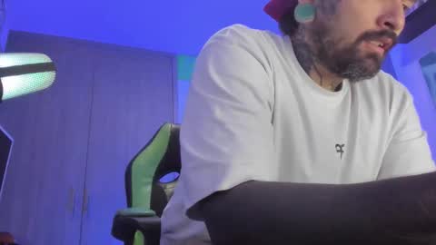 fisherrman666 online show from November 12, 2025, 2:12 am