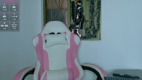 Snapshot of fit_valkiria chatting on June 3, 2026, 8:47 pm fit_valkiria online show from June 3, 2026, 8:47 pm