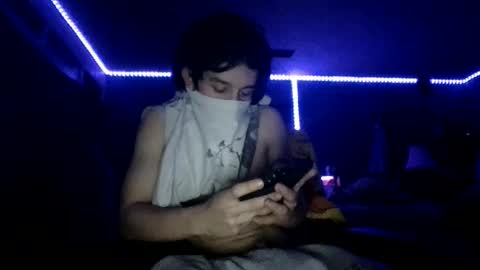 Snapshot of fitboi321 chatting on April 1, 2026, 8:15 am fitboi321 online show from April 1, 2026, 8:15 am