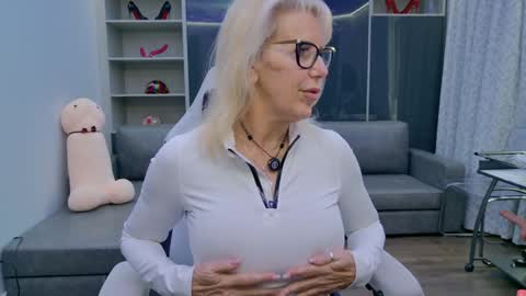 Bianca online show from February 17, 2026, 6:58 pm