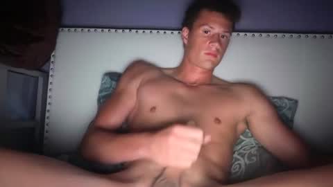 fixingitup04 online show from August 6, 2026, 3:41 am