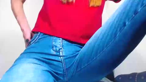 Snapshot of flacats23cm chatting on December 28, 2024, 10:23 pm flats23cm online show from December 28, 2024, 10:23 pm