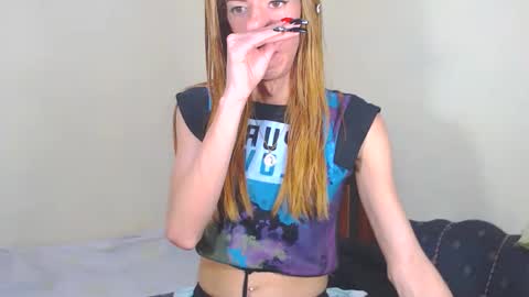 Snapshot of flacats23cm chatting on January 7, 2025, 7:28 pm flats23cm online show from January 7, 2025, 7:28 pm