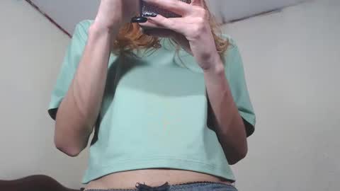 Snapshot of flacats23cm chatting on January 15, 2025, 6:51 pm flats23cm online show from January 15, 2025, 6:51 pm