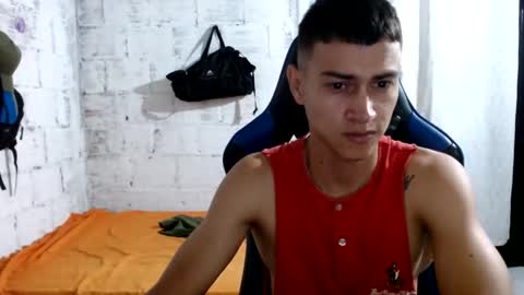 Snapshot of flacolatind chatting on December 19, 2025, 3:02 am FLACO online show from December 19, 2025, 3:02 am