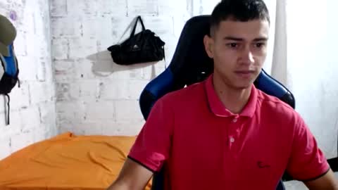 Snapshot of flacolatind chatting on December 21, 2025, 3:19 pm FLACO online show from December 21, 2025, 3:19 pm