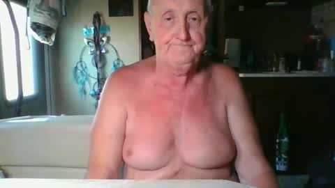 Snapshot of flamale65to chatting on February 28, 2025, 10:50 pm flamale65to online show from February 28, 2025, 10:50 pm