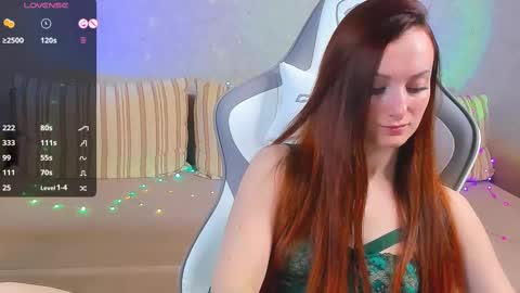 Snapshot of flamystar chatting on March 8, 2025, 3:17 am Yana online show from March 8, 2025, 3:17 am
