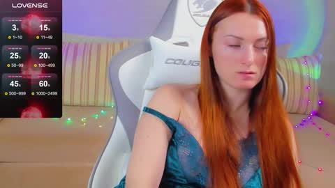 Snapshot of flamystar chatting on October 4, 2025, 4:21 am Yana online show from October 4, 2025, 4:21 am