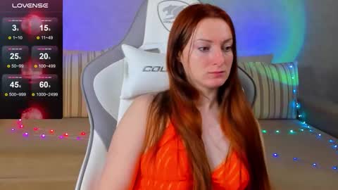 Snapshot of flamystar chatting on November 4, 2025, 12:10 am Yana online show from November 4, 2025, 12:10 am