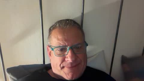 flavor1972 online show from November 5, 2025, 8:53 pm