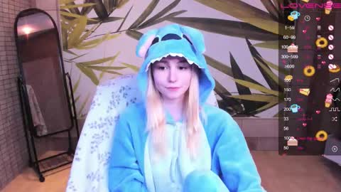 FlexiMona online show from February 15, 2026, 10:14 am