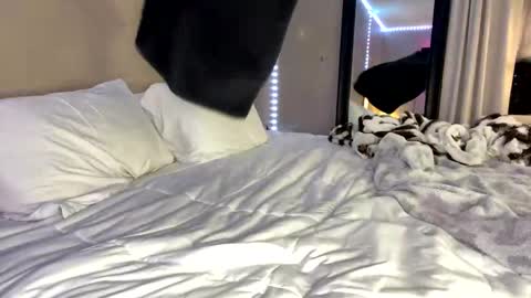 Snapshot of flexyroxxxy chatting on March 7, 2025, 1:42 am Roxy online show from March 7, 2025, 1:42 am