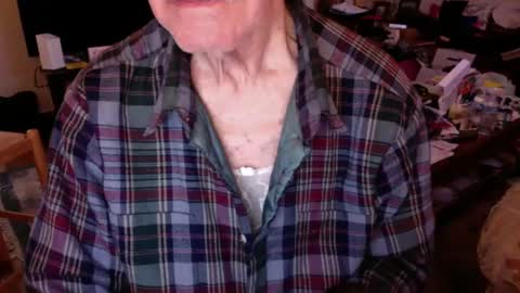 Snapshot of flip4u chatting on October 5, 2025, 2:04 pm flip4u online show from October 5, 2025, 2:04 pm