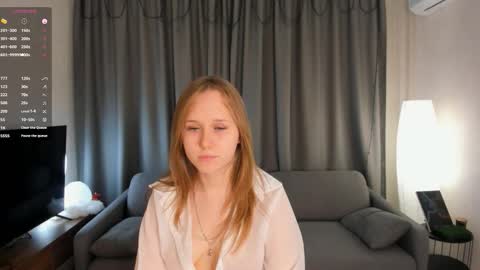 Doloras online show from February 3, 2026, 2:53 am