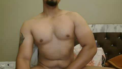 flirtsxxx online show from April 26, 2026, 7:50 am