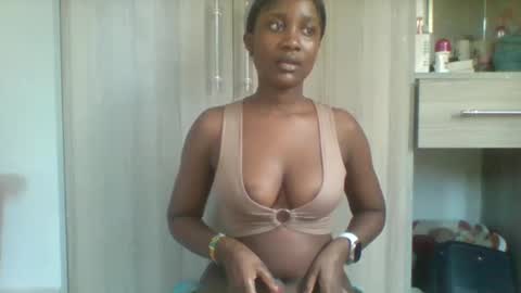 flirty_arrya online show from May 20, 2026, 9:15 am