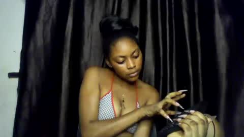 Snapshot of flirty_xxbonny chatting on July 28, 2026, 7:50 pm flirty_xxbonny online show from July 28, 2026, 7:50 pm
