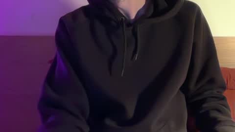 Snapshot of float47 chatting on January 13, 2026, 4:12 pm float47 online show from January 13, 2026, 4:12 pm