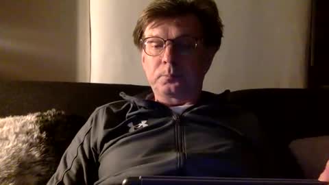 flonolalacla online show from March 9, 2025, 7:26 pm