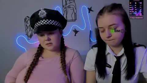 flora_nyx online show from January 17, 2026, 1:54 am