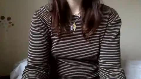 Snapshot of floraexploration chatting on November 7, 2025, 3:01 pm floraexploration online show from November 7, 2025, 3:01 pm