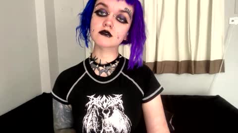 Snapshot of floralfable chatting on February 7, 2026, 8:07 am Flora online show from February 7, 2026, 8:07 am