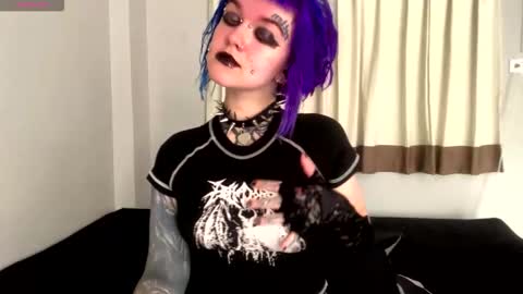 Snapshot of floralfable chatting on February 20, 2026, 8:16 am Flora online show from February 20, 2026, 8:16 am