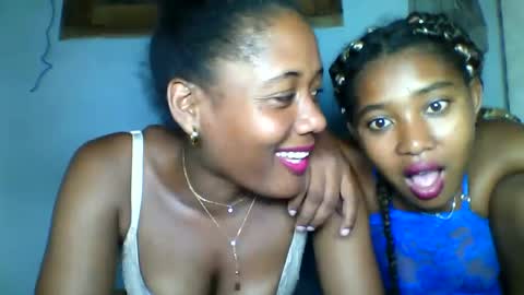 Snapshot of florencia011 chatting on January 25, 2025, 3:52 pm florencia011 online show from January 25, 2025, 3:52 pm