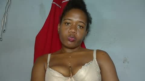 Snapshot of florencia011 chatting on February 2, 2025, 6:20 pm florencia011 online show from February 2, 2025, 6:20 pm