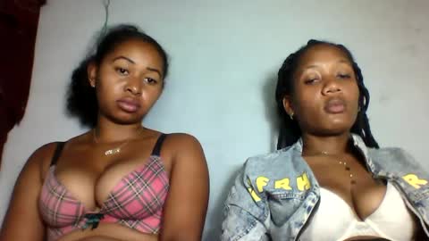 Snapshot of florencia011 chatting on February 21, 2025, 1:11 am florencia011 online show from February 21, 2025, 1:11 am
