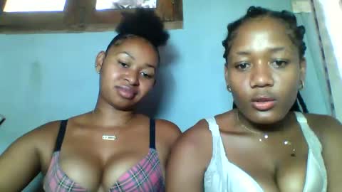 Snapshot of florencia011 chatting on February 23, 2025, 11:33 am florencia011 online show from February 23, 2025, 11:33 am