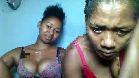 Snapshot of florencia011 chatting on February 27, 2025, 10:48 am florencia011 online show from February 27, 2025, 10:48 am
