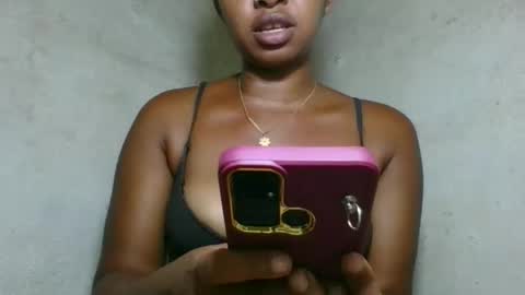 Snapshot of florencia011 chatting on May 3, 2026, 5:30 pm florencia011 online show from May 3, 2026, 5:30 pm