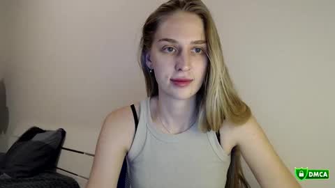 Snapshot of florisalberta chatting on October 18, 2025, 12:35 am Florisa online show from October 18, 2025, 12:35 am