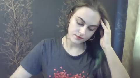 Snapshot of flower_bluee chatting on December 15, 2024, 12:06 pm Ambika 3 online show from December 15, 2024, 12:06 pm