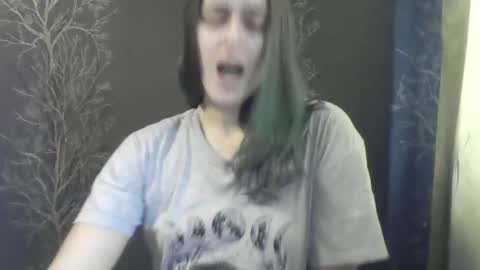 Snapshot of flower_bluee chatting on December 18, 2024, 11:34 am Ambika 3 online show from December 18, 2024, 11:34 am