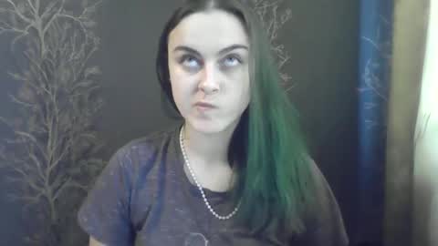 Snapshot of flower_bluee chatting on January 16, 2025, 10:53 am Ambika 3 online show from January 16, 2025, 10:53 am