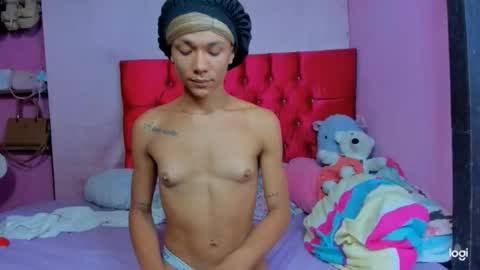 Flower weed online show from April 3, 2026, 10:46 am