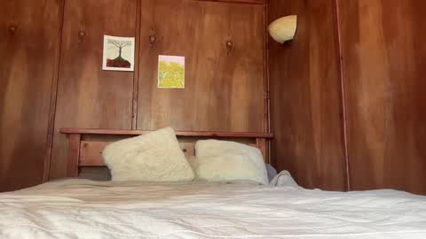 Snapshot of flowergirl448844 chatting on November 6, 2025, 11:48 pm Flowergirl online show from November 6, 2025, 11:48 pm