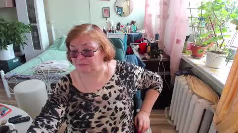 Flowerlower online show from March 12, 2026, 8:09 am