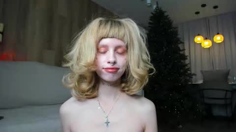 Flower online show from March 4, 2026, 3:51 pm