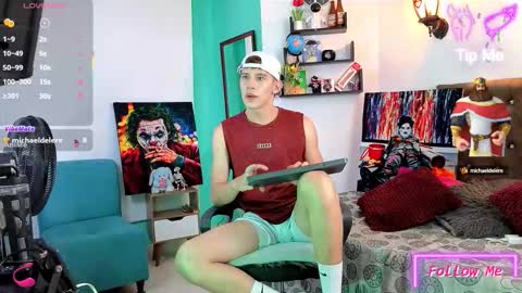 Snapshot of flowers109 chatting on October 9, 2025, 10:19 pm flowers109 online show from October 9, 2025, 10:19 pm