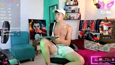 Snapshot of flowers109 chatting on October 14, 2025, 11:38 pm flowers109 online show from October 14, 2025, 11:38 pm