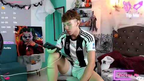 Snapshot of flowers109 chatting on November 3, 2025, 11:04 pm flowers109 online show from November 3, 2025, 11:04 pm