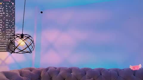  FLUFFY BUBBLE  online show from March 1, 2025, 7:30 am