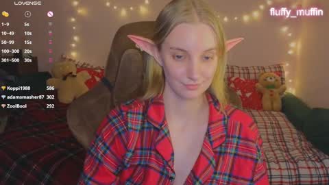 Snapshot of fluffy_muffin3 chatting on December 29, 2024, 9:09 pm Agatha online show from December 29, 2024, 9:09 pm