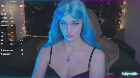 Snapshot of fluffy_muffin3 chatting on February 20, 2025, 8:25 pm Agatha online show from February 20, 2025, 8:25 pm