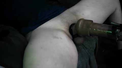 fluffyopillow online show from October 24, 2025, 8:11 am