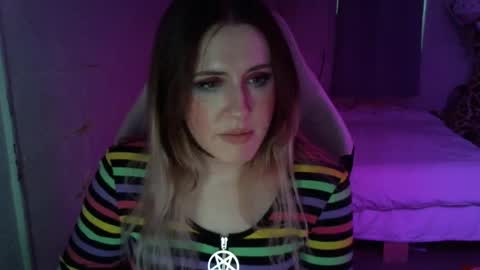 Snapshot of fluxsux chatting on October 13, 2025, 1:11 pm Flux online show from October 13, 2025, 1:11 pm